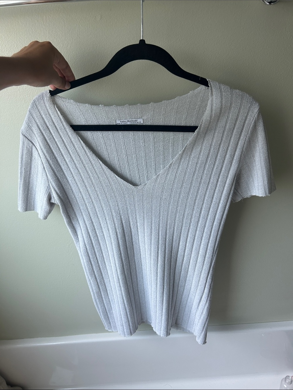Zara White Ribbed V-Neck Short Sleeve Tee